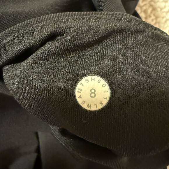 Lululemon Mix & Mesh Crop Leggings Black / Chirasu - Picture 9 of 10